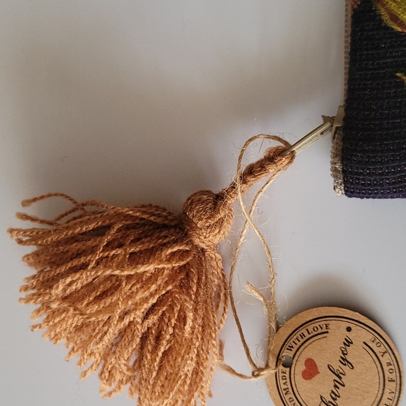 Handmade Cotton Purse - Picture 4 of 6